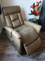 Sta-op-Stoel - Nieuw, Huis en Inrichting, Fauteuils, LaVe Outlet, Nieuw, Ophalen of Verzenden, Stof