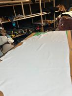 Witte kleur halve huid dikte 1.3 mm A-115, Hobby en Vrije tijd, Stoffen en Lappen, Nieuw, Ophalen of Verzenden, 30 tot 120 cm