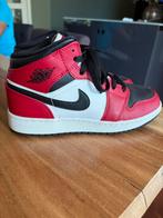 Nike air jordan maat 37.5 rood, Kleding | Dames, Schoenen, Ophalen of Verzenden, Rood, Sneakers of Gympen, Zo goed als nieuw
