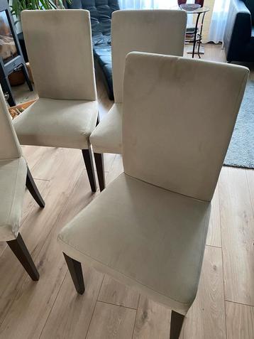 4 IKEA Henriksdal stoelen met wasbare hoezen beschikbaar voor biedingen