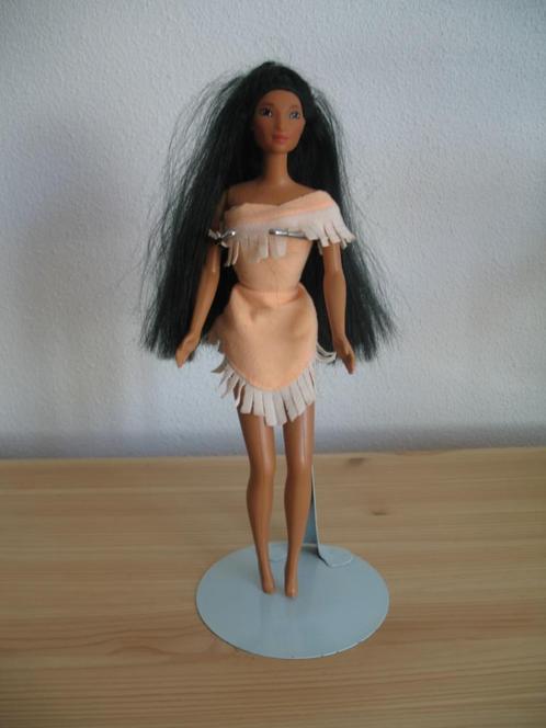 Zeldzaam BARBIE POCAHONTAS Vintage, Verzamelen, Poppen, Zo goed als nieuw, Pop, Ophalen of Verzenden