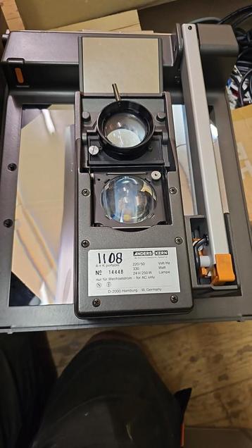 Anders + Kern Overheadprojector (A-K Portable) - Vintage beschikbaar voor biedingen