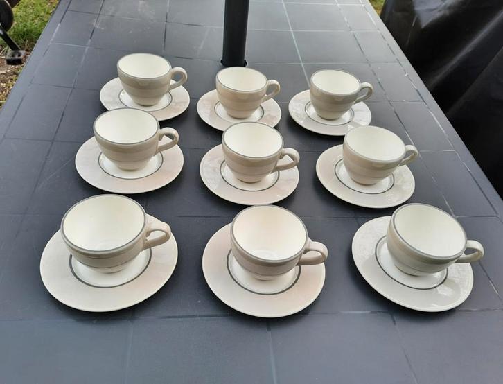 Pagnossin kop en schotels - 9 stuks, Huis en Inrichting, Keuken | Servies, Zo goed als nieuw, Kop(pen) en/of Schotel(s), Overige stijlen