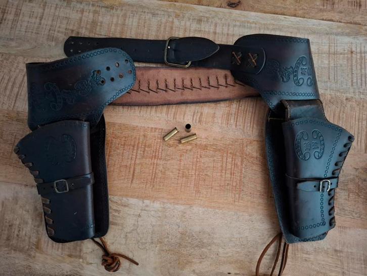Oude lederen holster western, Verzamelen, Militaria | Algemeen, Overige soorten, Overige typen, Overige gebieden, Ophalen of Verzenden