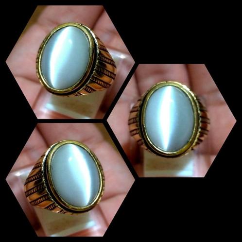 Ring met Betoverende Witte Kattenoog Agaat CAR07, Sieraden, Tassen en Uiterlijk, Ringen, Nieuw, Dame of Heer, Wit, Overige materialen