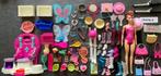 Barbie Pop Tassen Schoenen Laarsen Krultangen en meer, Ophalen, Zo goed als nieuw, Accessoires
