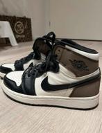 Air Jordan 1 Retro High OG 'Dark Mocha', Kleding | Heren, Schoenen, Bruin, Ophalen of Verzenden, Nike Air Jordan, Sneakers of Gympen