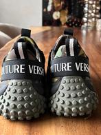 Versace sneackers maat 40, Kleding | Dames, Schoenen, Ophalen of Verzenden, Zo goed als nieuw, Zwart, Sneakers of Gympen