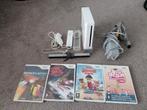 Nintendo Wii met Controller, Nunchuck en Spellen, Spelcomputers en Games, Spelcomputers | Nintendo Wii, Ophalen of Verzenden, Zo goed als nieuw