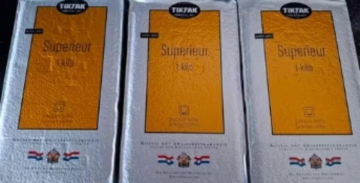 3x KOFFIE TIKTAK SUPERIEUR 1 KILO PER PAK zie foto's, Diversen, Levensmiddelen, Ophalen of Verzenden