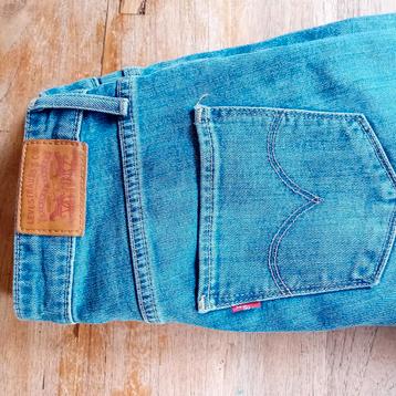 levi's 721 high rise skinny maat 25 beschikbaar voor biedingen