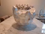 Schelpenvaas wit, Broken Bowl 40x 34 cm, Mother of Pearl, Ophalen of Verzenden, Overige kleuren, Glas, Minder dan 50 cm