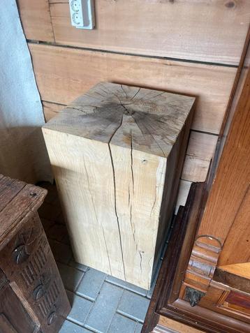 Massief eiken sokkel - zuil 40x40x80 cm beschikbaar voor biedingen