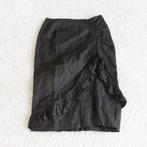 Mooie Josephine Rok (Maat 36) - 12 € 25,-