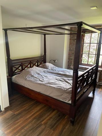 Bed Hemelbed Zeer groot beschikbaar voor biedingen