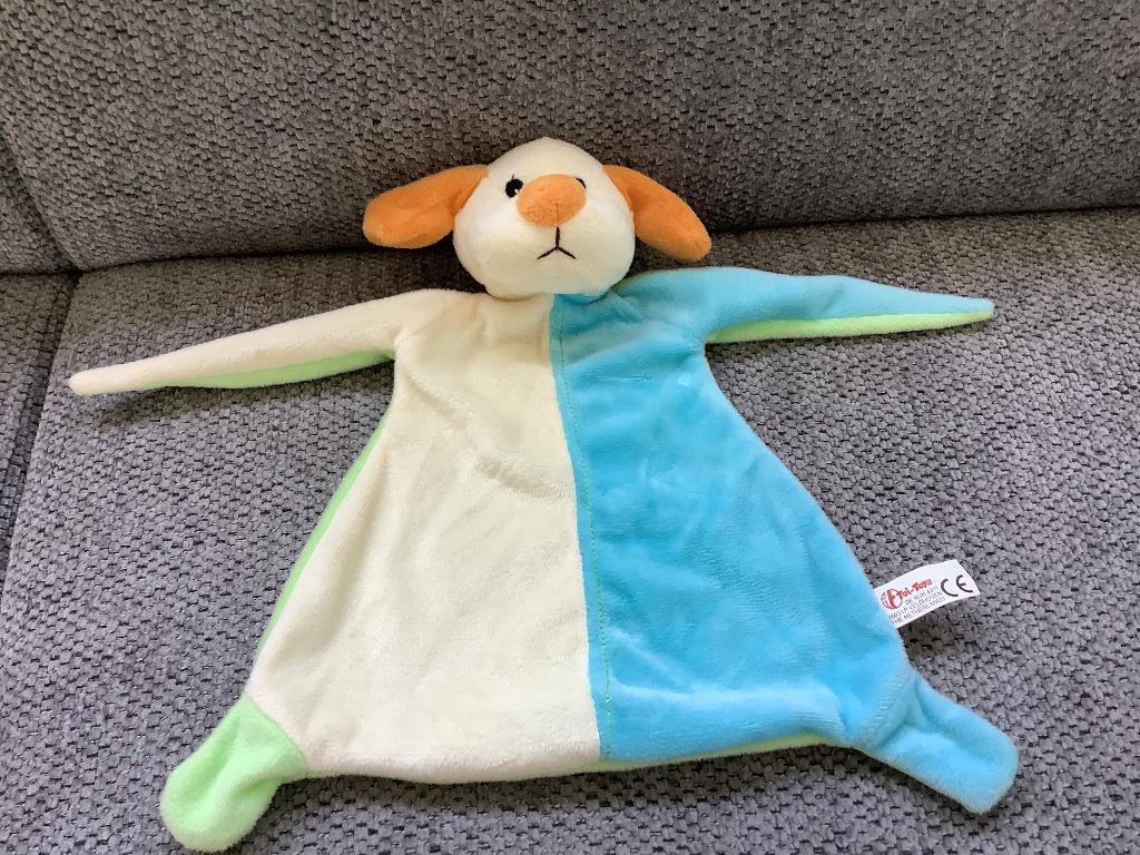 Toi Toys knuffeldoekje lapje hond wit blauw groen  10 euro, Ophalen of Verzenden, Zo goed als nieuw, Overige typen