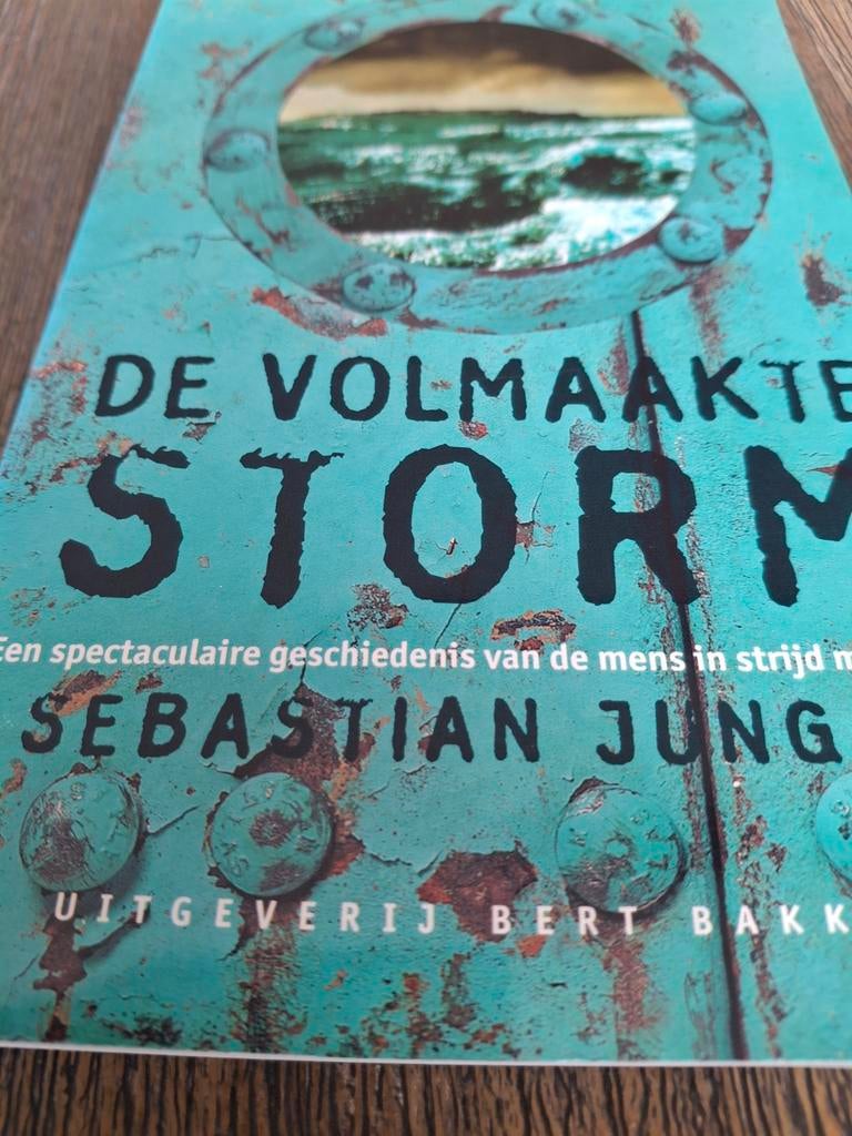 De volmaakte storm - Sebastian Junger, Ophalen of Verzenden, Zo goed als nieuw