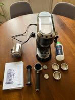 Delonghi Dedica pistonmachine - Compleet en goed onderhouden, Witgoed en Apparatuur, Koffiezetapparaten, Ophalen, Afneembaar waterreservoir
