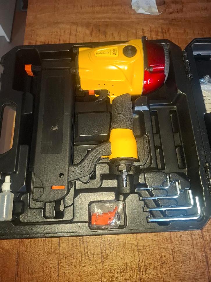 SPIJKER TACKER UNION NIEUW, Doe-het-zelf en Verbouw, Gereedschap | Handgereedschap, Nieuw, Ophalen of Verzenden