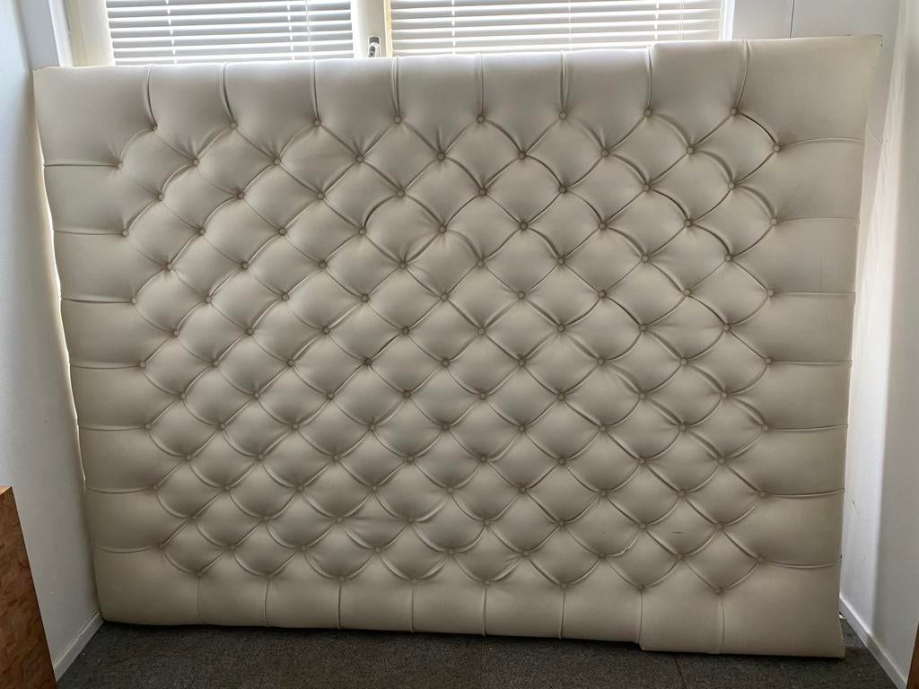 Grote gecaptioneerde panelen (2)chesterfield, Ophalen of Verzenden, Zo goed als nieuw