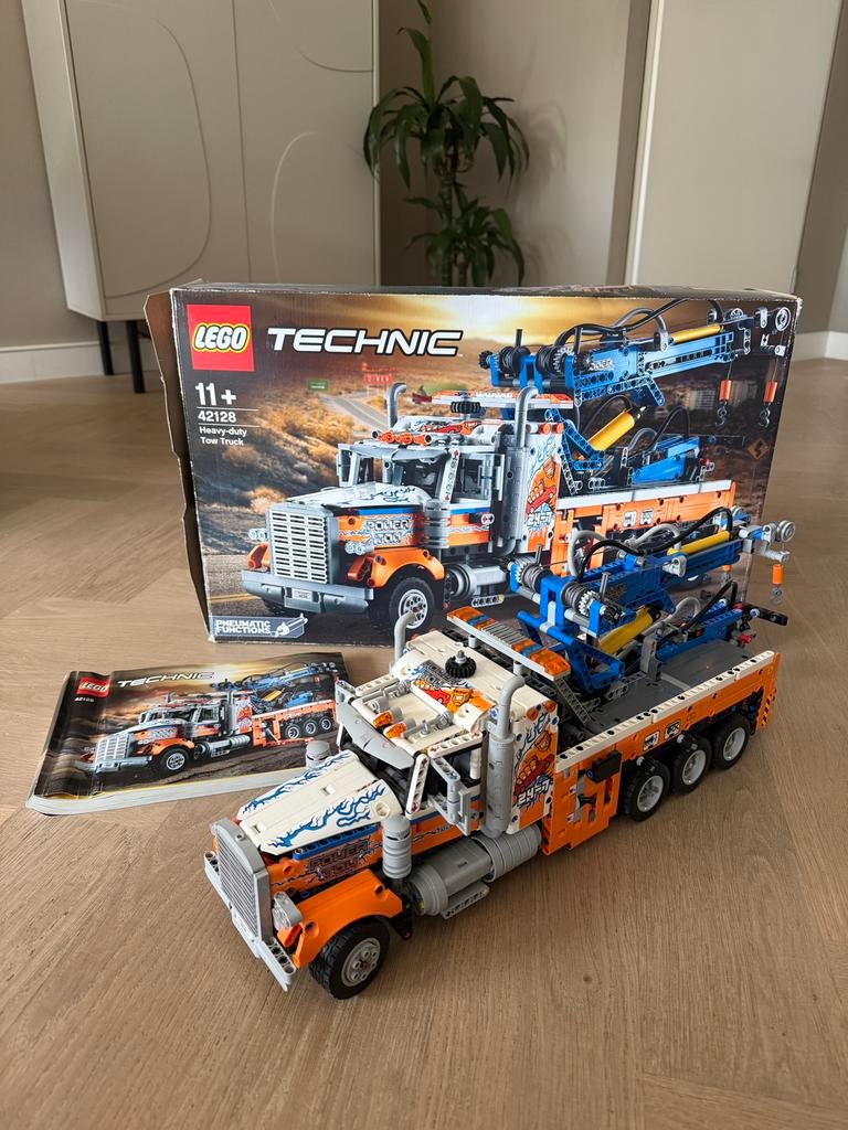 Lego Technic Robuuste Sleepwagen 42128, Ophalen of Verzenden, Zo goed als nieuw, Complete set, Lego