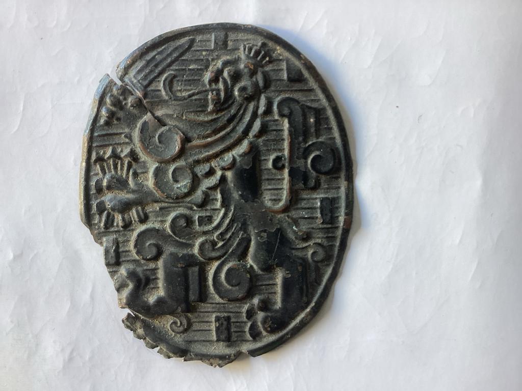 Antieke bronzen plaquette met leeuwenmotief, Ophalen of Verzenden, Nederland