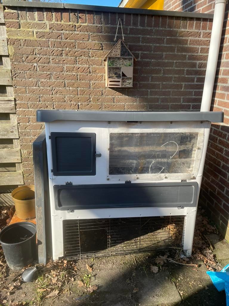 Konijnenhok, Dieren en Toebehoren, Knaagdieren en Konijnen | Hokken en Kooien, Ophalen, 110 cm of meer, Zo goed als nieuw, 90 cm of meer