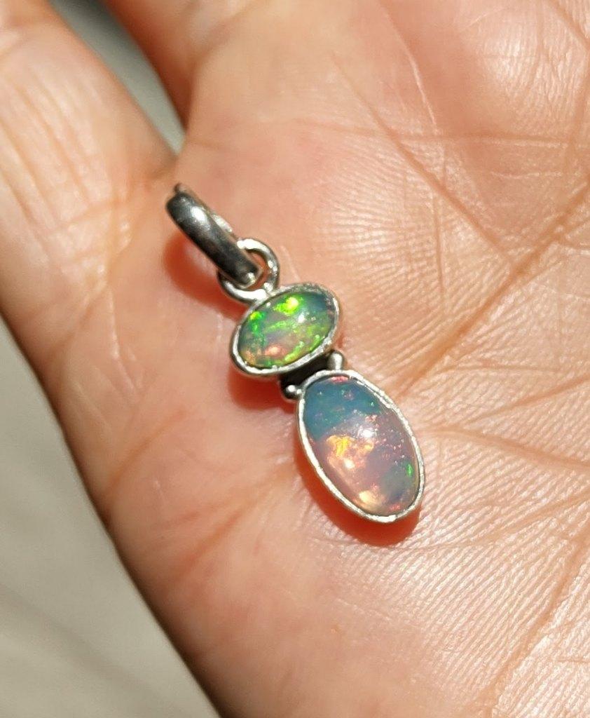 925 zilveren hanger met natuurlijke Ethiopische Opaal steen, O.T., Nieuw, Ophalen of Verzenden, Orientaltemptation@hotmail.com