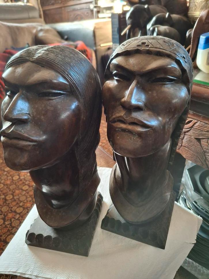 Set van 2 handgesneden houten  Indianen bustes, Antiek en Kunst, Kunst | Beelden en Houtsnijwerken, Ophalen of Verzenden