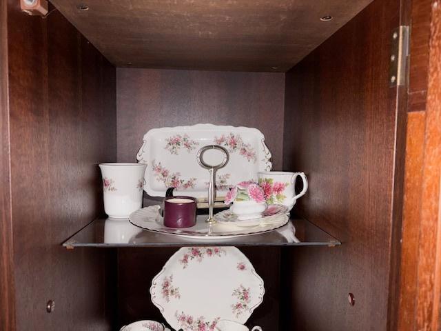 Royal Albert groot servies, Antiek en Kunst, Antiek | Servies compleet, Ophalen