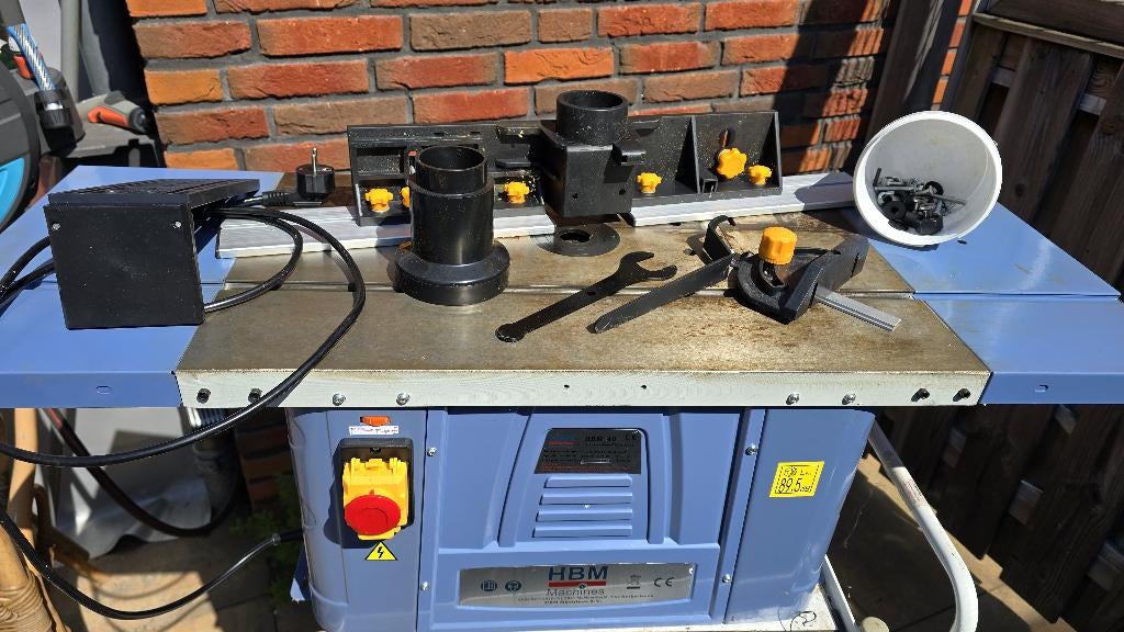 HBM 40 Houtfreesmachine – 1500W, variabele snelheid, Ophalen, Overige soorten, Zo goed als nieuw, HBM machines