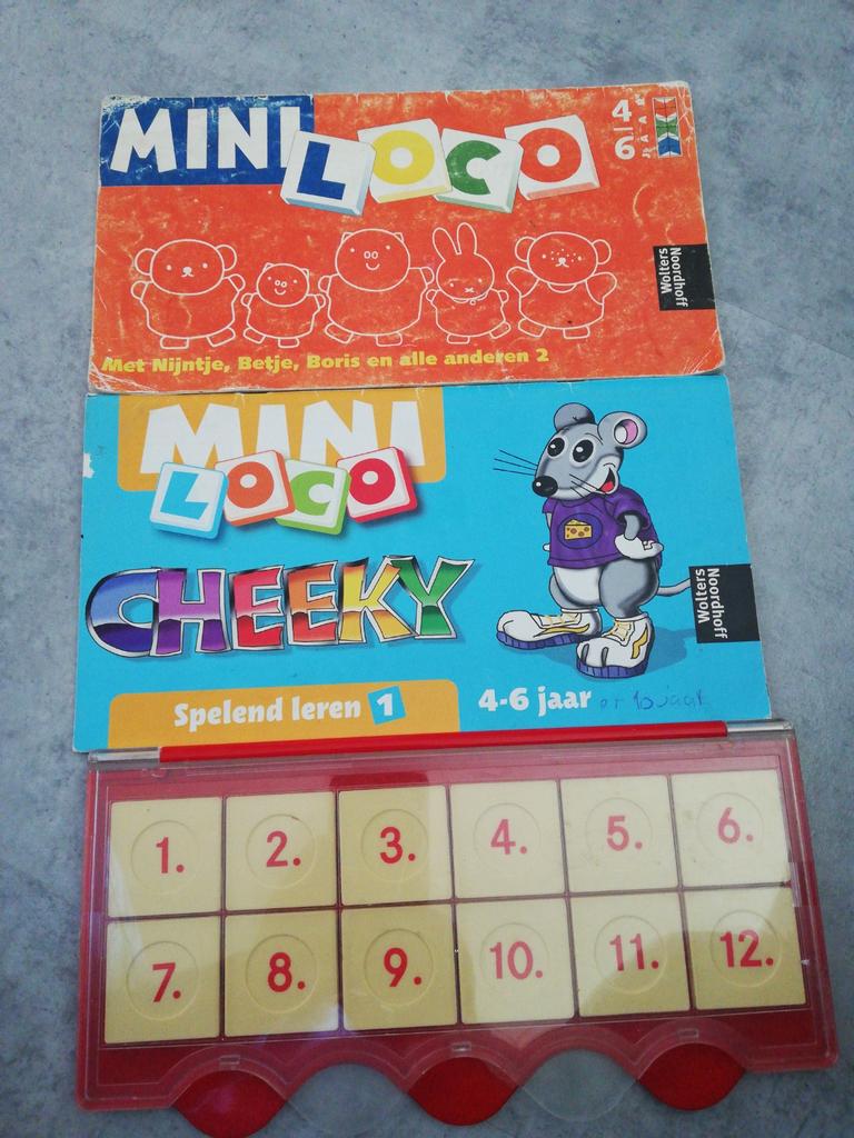 Mini loco tegeldoos met 2 boekjes, 4-6 jaar, Ophalen of Verzenden, Gebruikt, Puzzelen