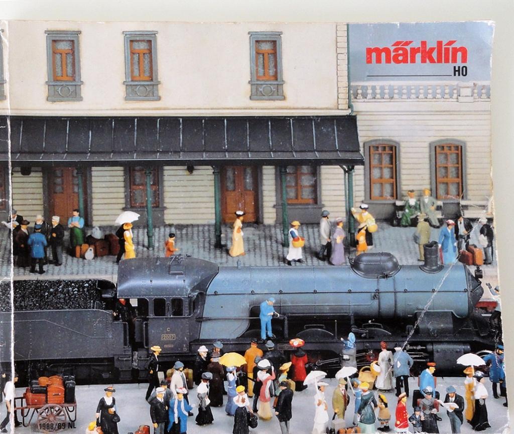 Marklin Catalogus 1988-1989, Wisselstroom, Zo goed als nieuw, Märklin, Boek, Tijdschrift of Catalogus