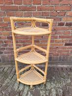 Rotan hoekkastje, Huis en Inrichting, Kasten | Overige, Ophalen