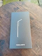 NIEUW GESEALED - Samsung Galaxy S25 FE 128GB + Watch7, Overige modellen, Blauw, Touchscreen, Nieuw