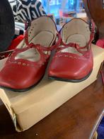Antieke / vintage kinder schoentjes rood, Antiek en Kunst, Ophalen of Verzenden