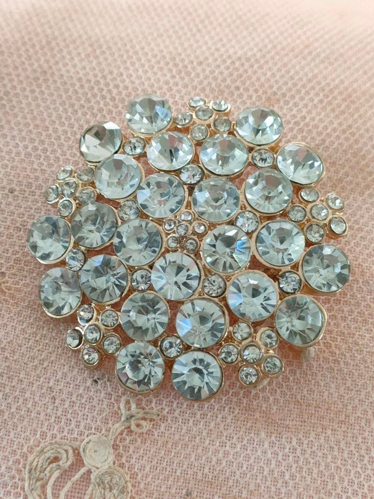 Broche vol steentjes, Sieraden, Tassen en Uiterlijk, Broches, Verzenden, Zo goed als nieuw, Zilver, Overige materialen