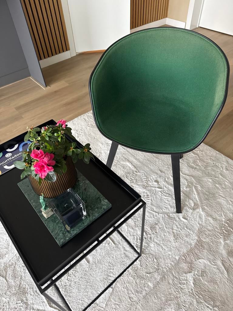 Hay AAC22 stoel, zwart met Biljartgroene zitting., Huis en Inrichting, Overige kleuren, Ophalen of Verzenden, Zo goed als nieuw