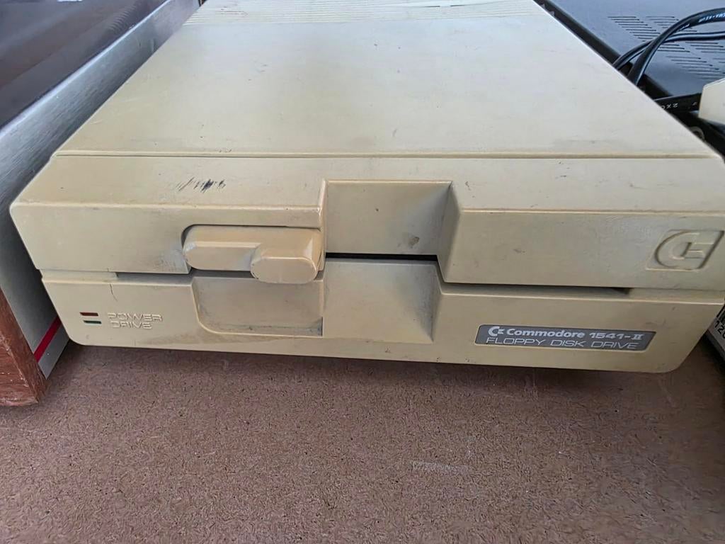 Commodore 1541-II Floppy Disk Drive - Vintage, Computers en Software, Vintage Computers, Ophalen of Verzenden, Commodore