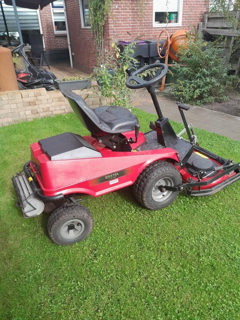 Zitmaaier/frontmaaier castelgarden 1150hst, Ophalen, Gebruikt