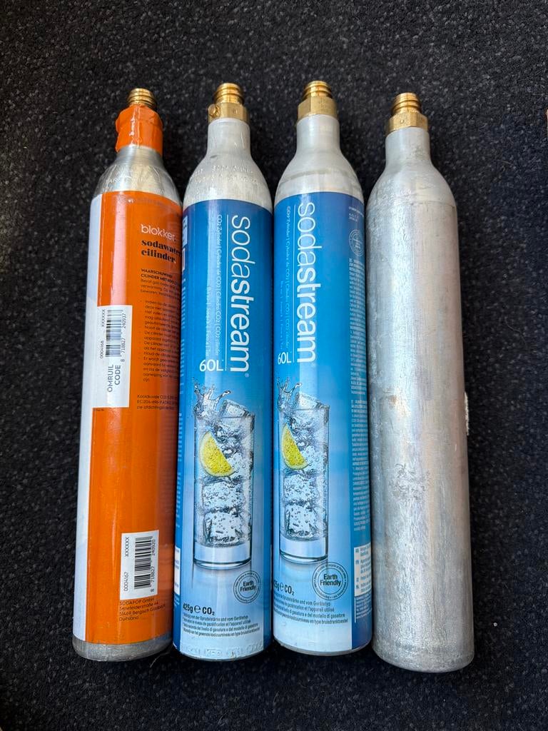 Sodastream en Blokker CO2 cilinders (4 stuks), Ophalen, Gebruikt
