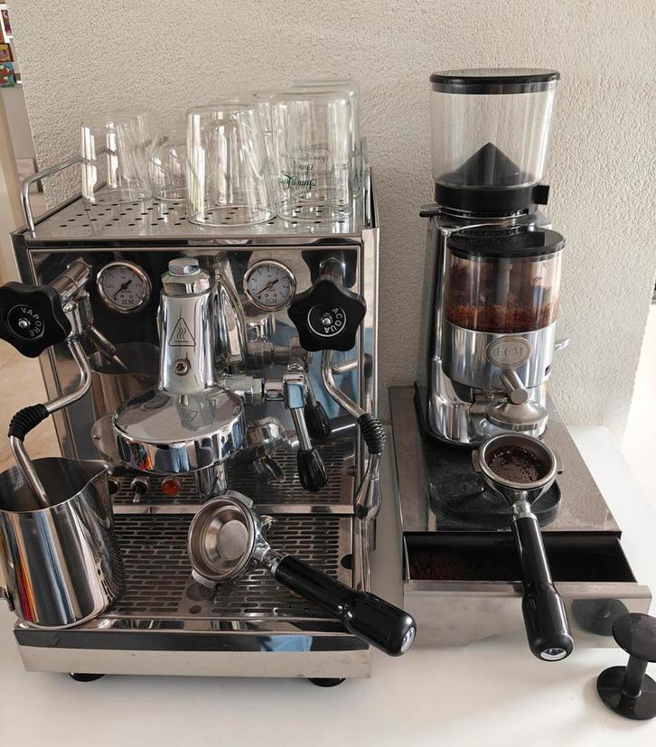 ECM Mechanika III Espressomachine met Casa Speciale molen, Witgoed en Apparatuur, Koffiezetapparaten, Zo goed als nieuw, Gemalen koffie