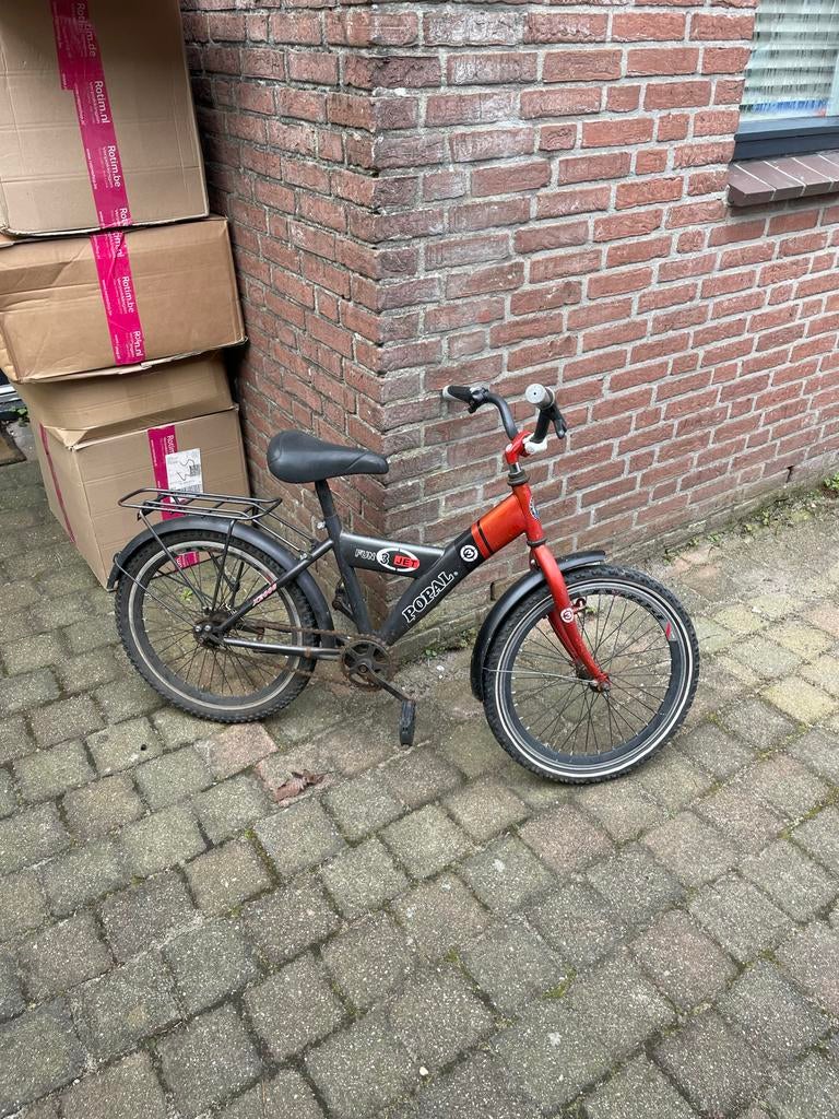 Gebruikte kinderfiets voor 6-7 jaar, Fietsen en Brommers, Fietsen | Kinderfietsjes, Ophalen, Gebruikt, 20 inch of meer