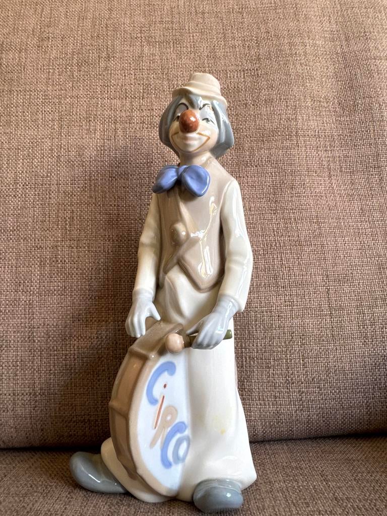 Casades Porseleinen Clown Beeldje - Made in Spain, Verzamelen, Beelden en Beeldjes, Ophalen of Verzenden, Zo goed als nieuw, Mens