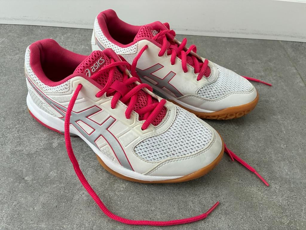 Asics Gel-Rocket 8 volleybalschoenen sportschoenen maat 37,5, Sport en Fitness, Ophalen of Verzenden, Zo goed als nieuw, Schoenen