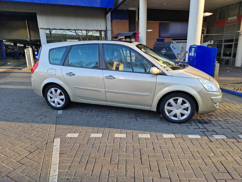 Renault Grand Scenic 2.0 16V 120KW 5P 2007 Bruin, Auto's, Voorwielaandrijving, 1998 cc, Stof, Zwart