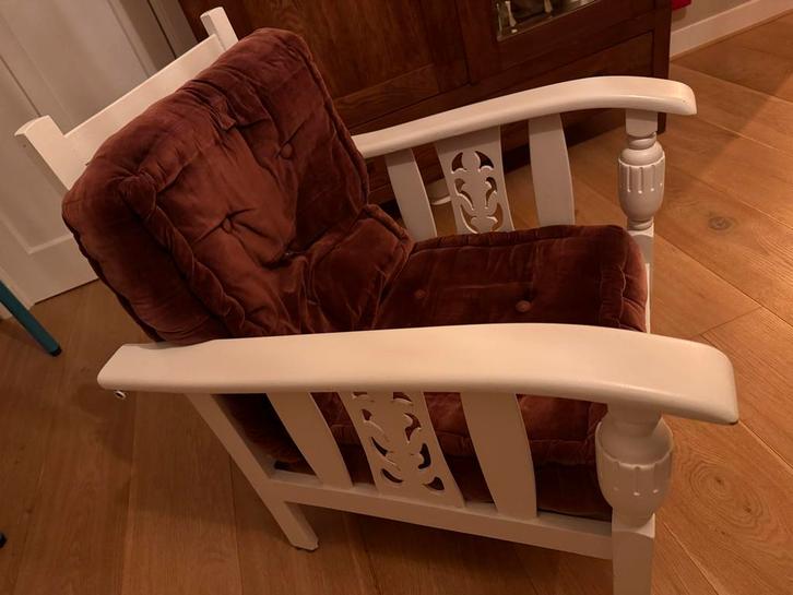 Vintage Fauteuil met Bruin Velours Kussen, Huis en Inrichting, Fauteuils, Gebruikt, Hout, 50 tot 75 cm, 75 tot 100 cm, Ophalen