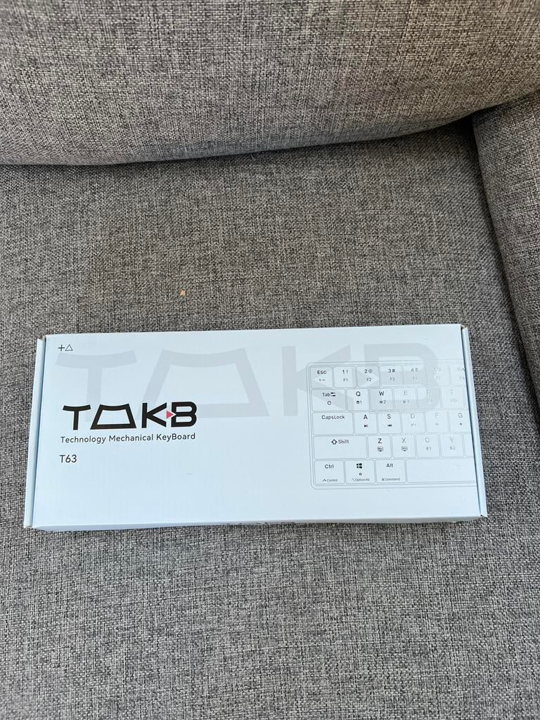 Jbl headset + tkb keyboard, Spelcomputers en Games, Spelcomputers | Nintendo DS, Ophalen, Zo goed als nieuw, Dsi
