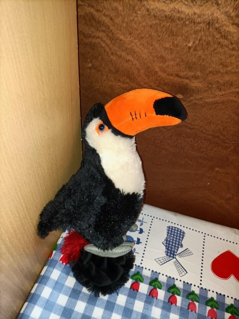 Toekan knuffel PIA Holland, Kinderen en Baby's, Speelgoed | Knuffels en Pluche, Ophalen of Verzenden, Zo goed als nieuw, Overige typen