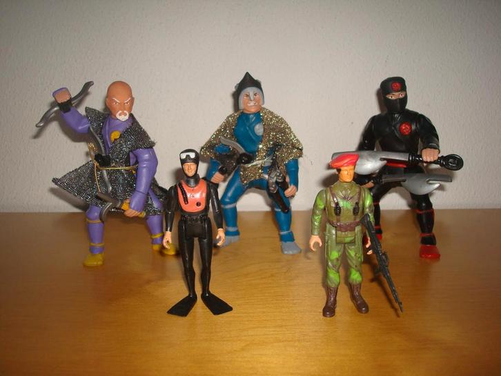 3 Vintage Ninja Worriors Hasbro 1986 & 2 vintage figuurtjes, Kinderen en Baby's, Speelgoed | Actiefiguren, Gebruikt, Ophalen